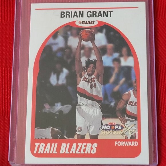 2000, SKYBOX, BRIAN GRANT, PORTLAND TRAIL BLAZERS N.B.A. CARD!!! - Picture 1 of 2